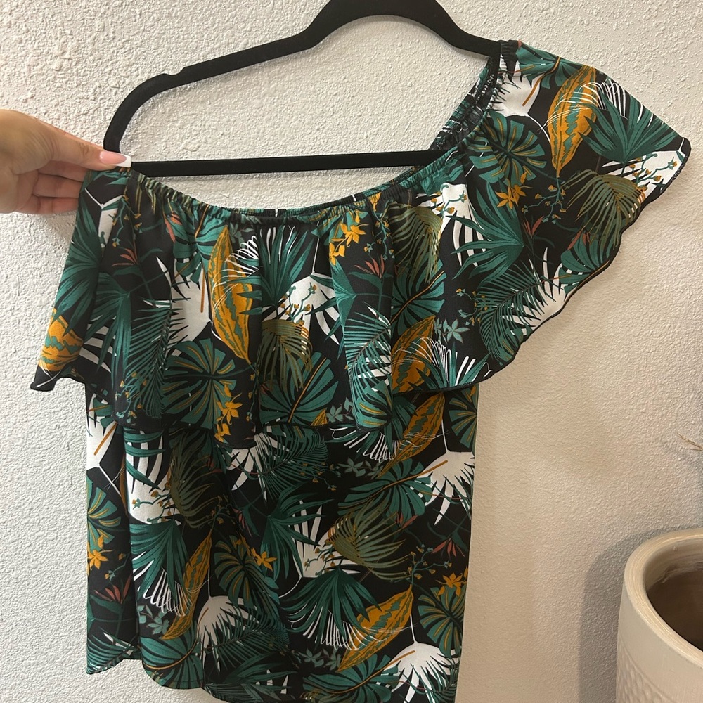 Hawaiian off the shoulder top.
